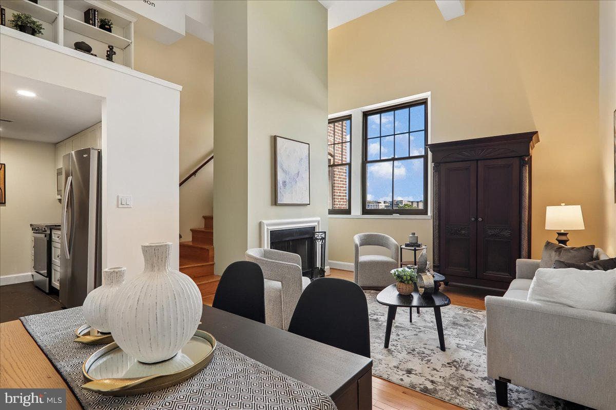 523 8th Street NE #302 photo 15