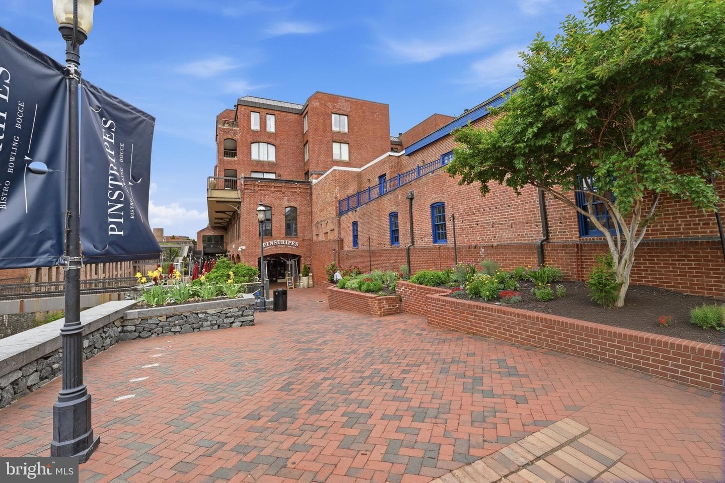 1080 Wisconsin Avenue NW #3016 photo 36