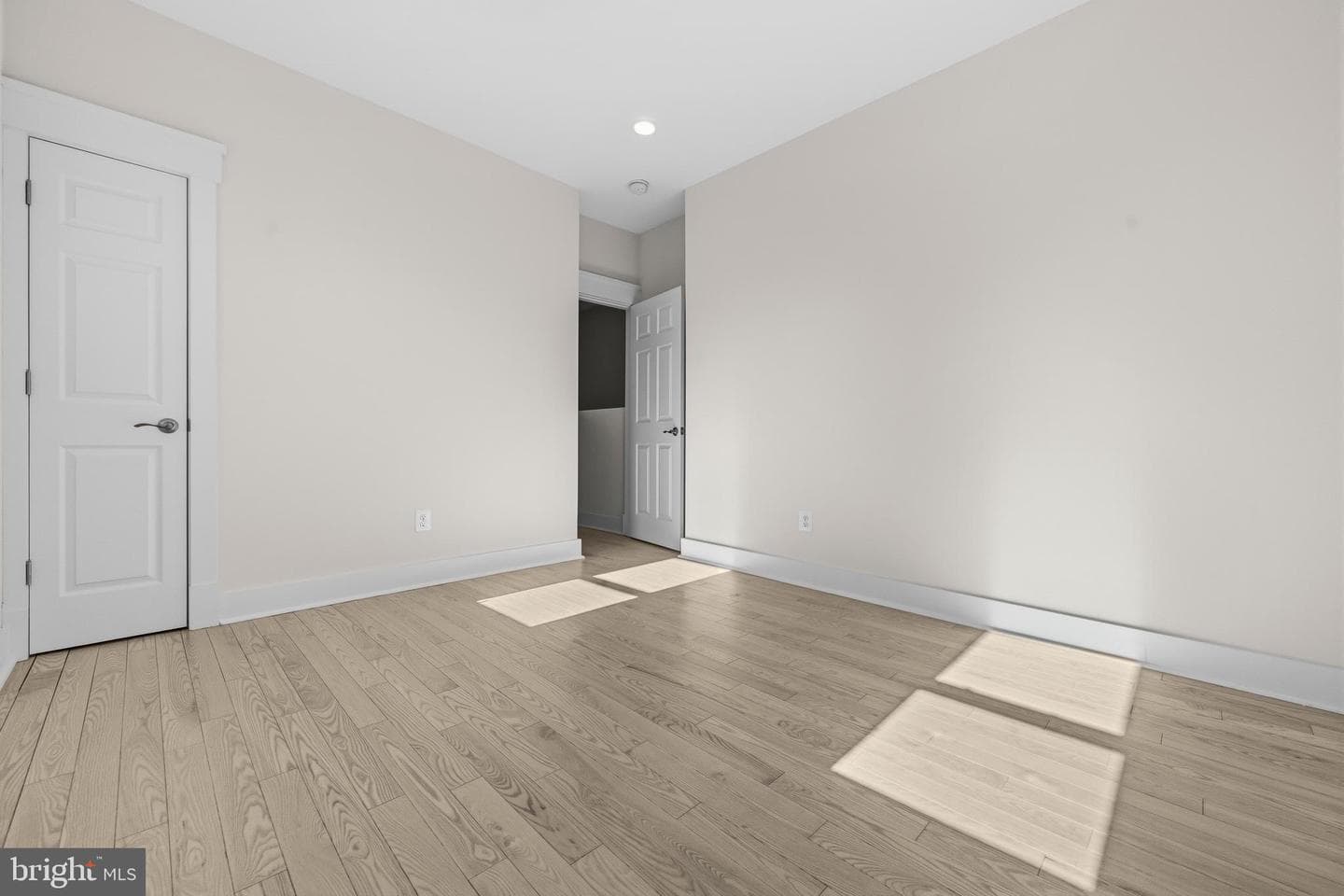 1608 Kearny Street NE photo 29