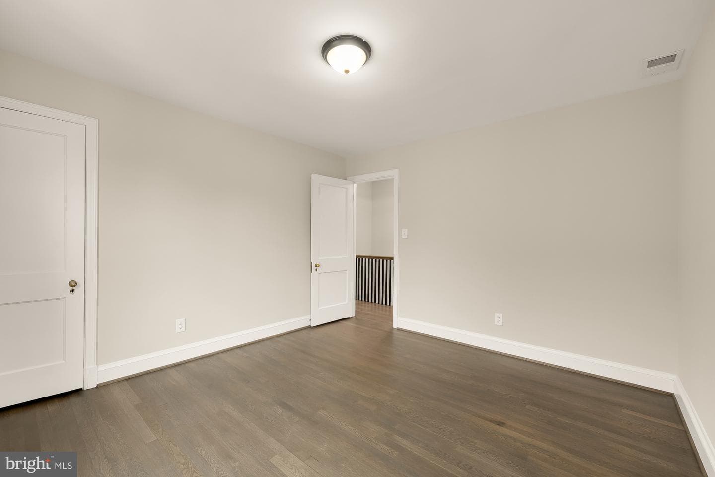 325 Oglethorpe Street NW photo 29