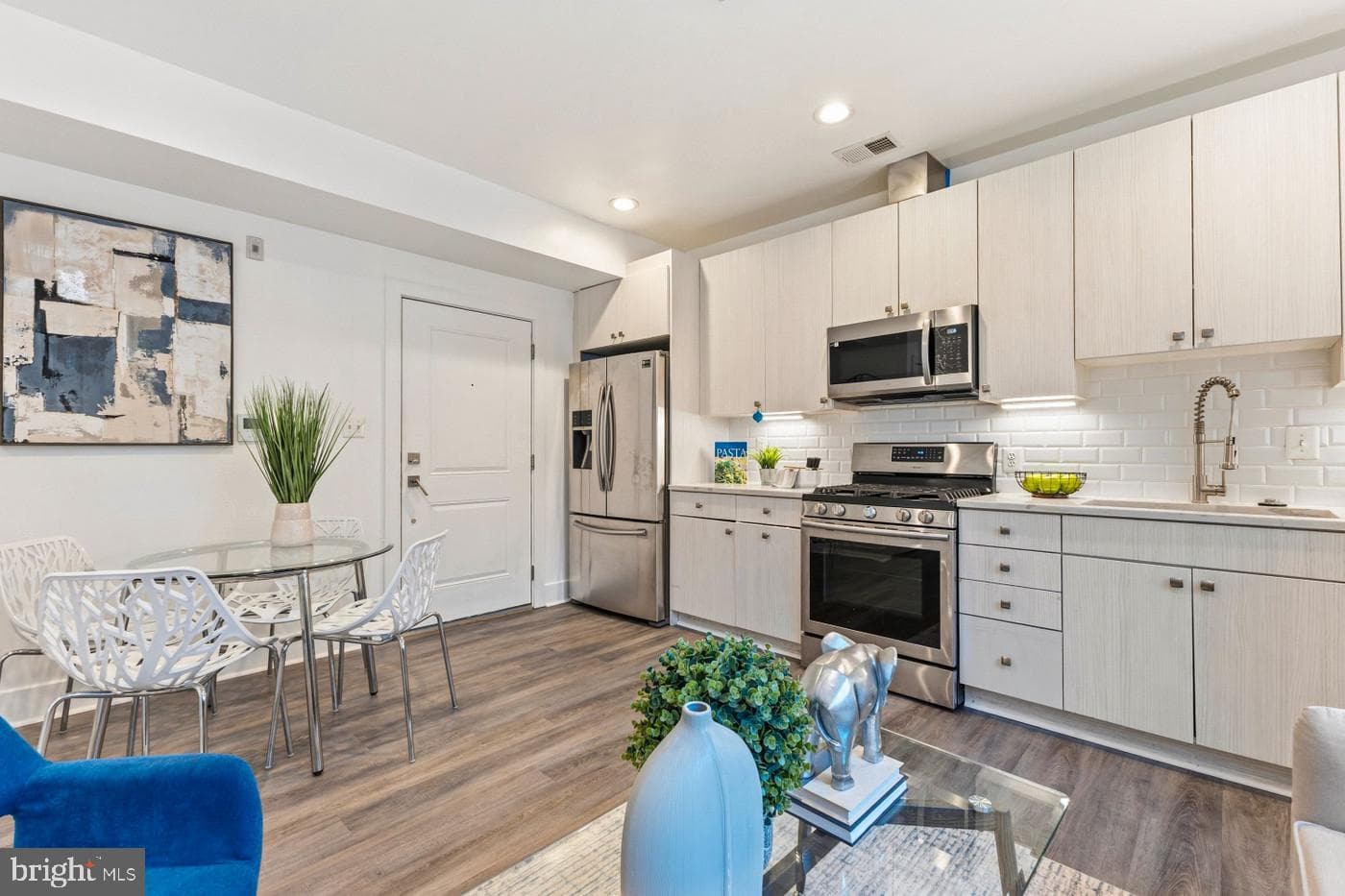 37 Missouri Avenue NW #2 photo 7