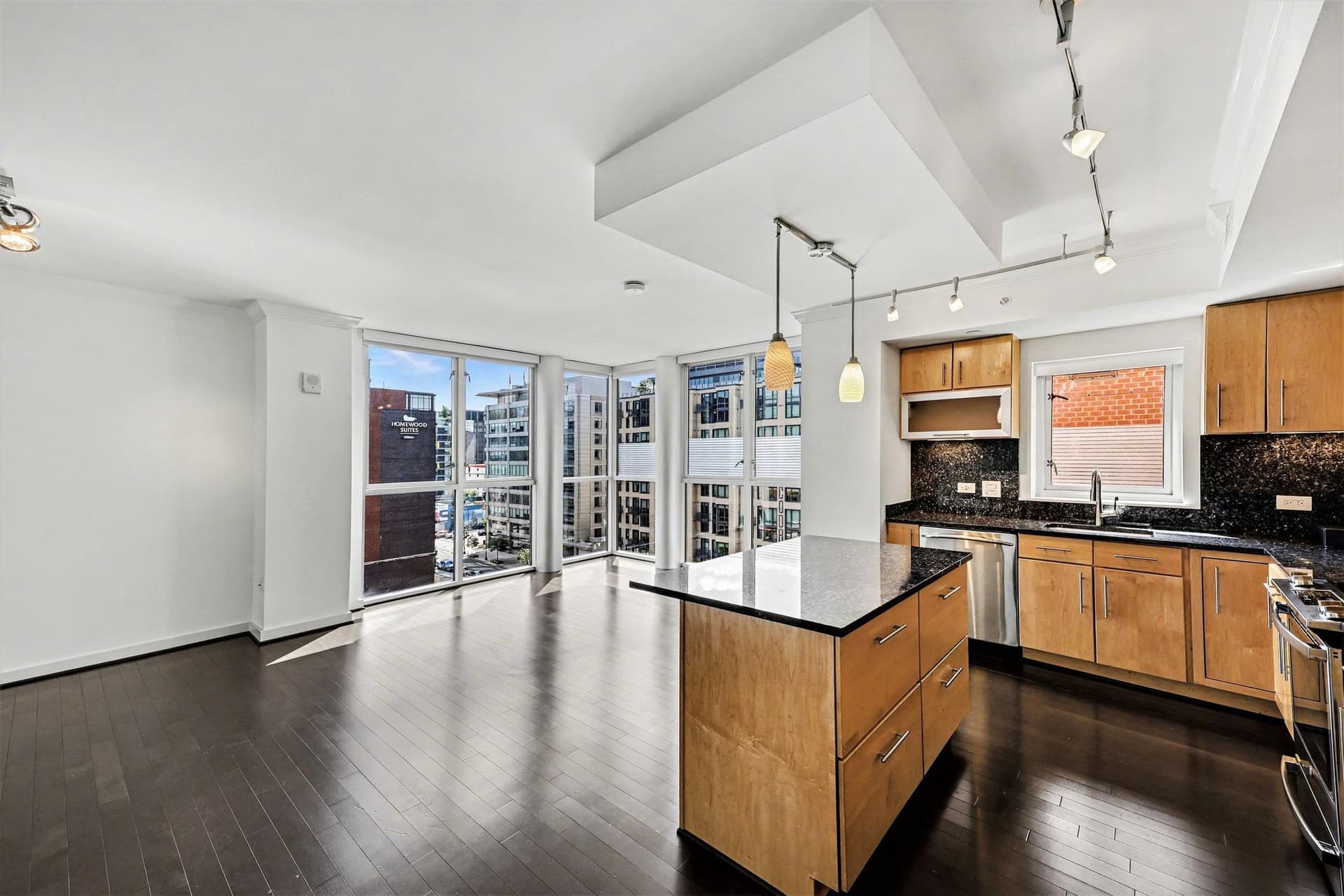 1025 1st Street SE #906 photo 4