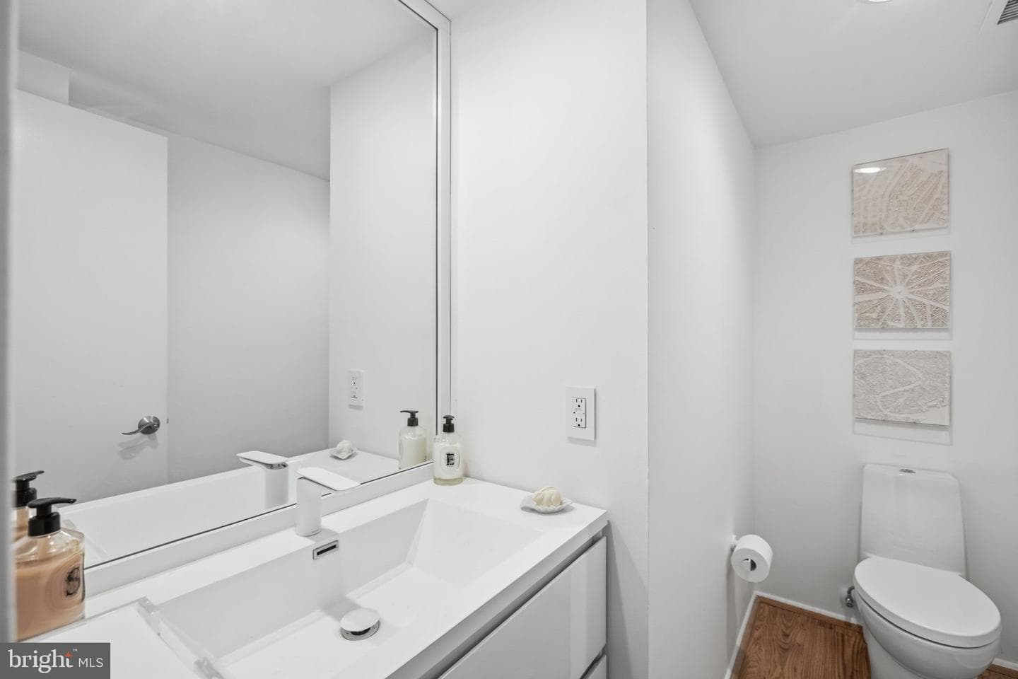 4100 Cathedral Avenue NW #615 photo 13