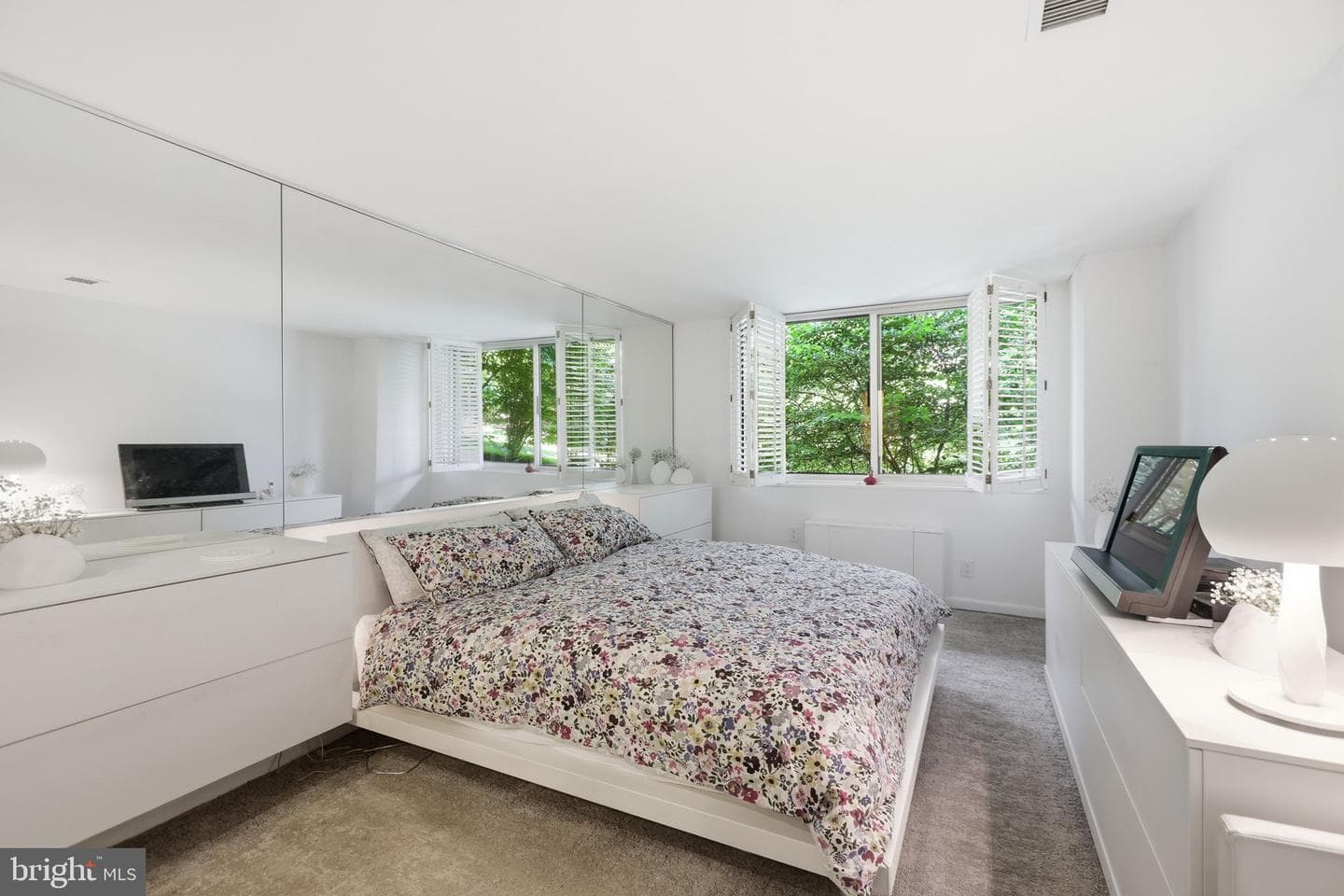 4100 Cathedral Avenue NW #615 photo 30