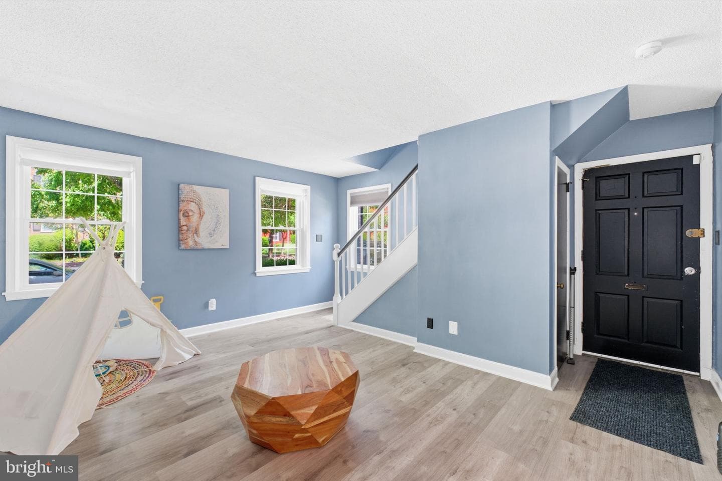 2118 Suitland Terrace SE photo 3
