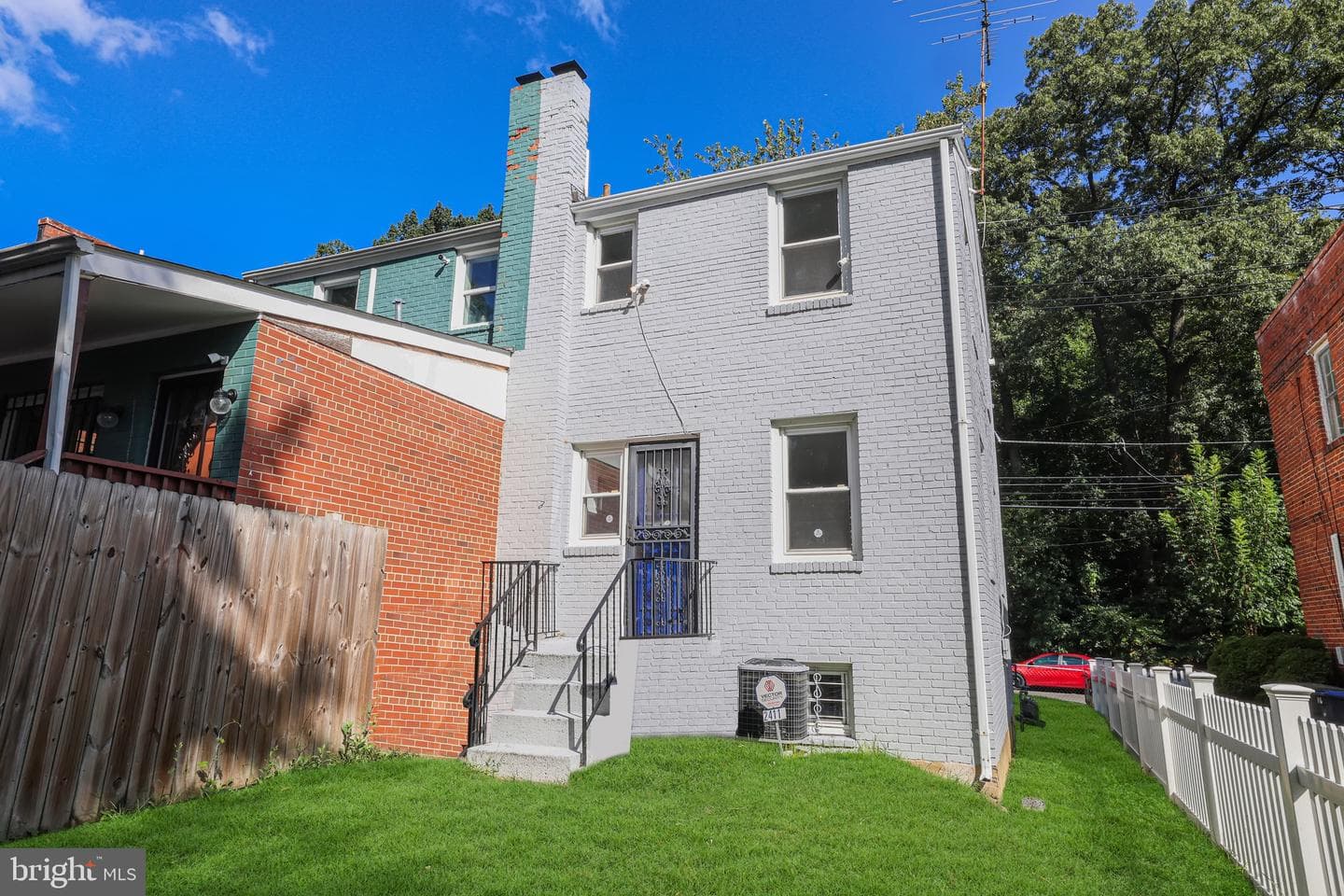 2411 Savannah Street SE photo 28