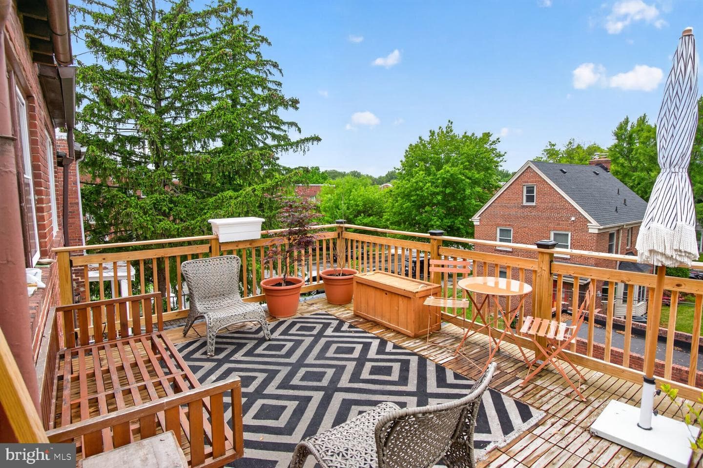 1395 Sheridan Street NW photo 33