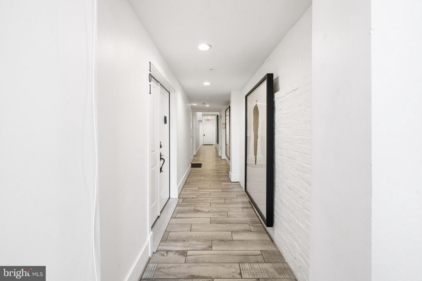645 Maryland Avenue NE #301 photo 50