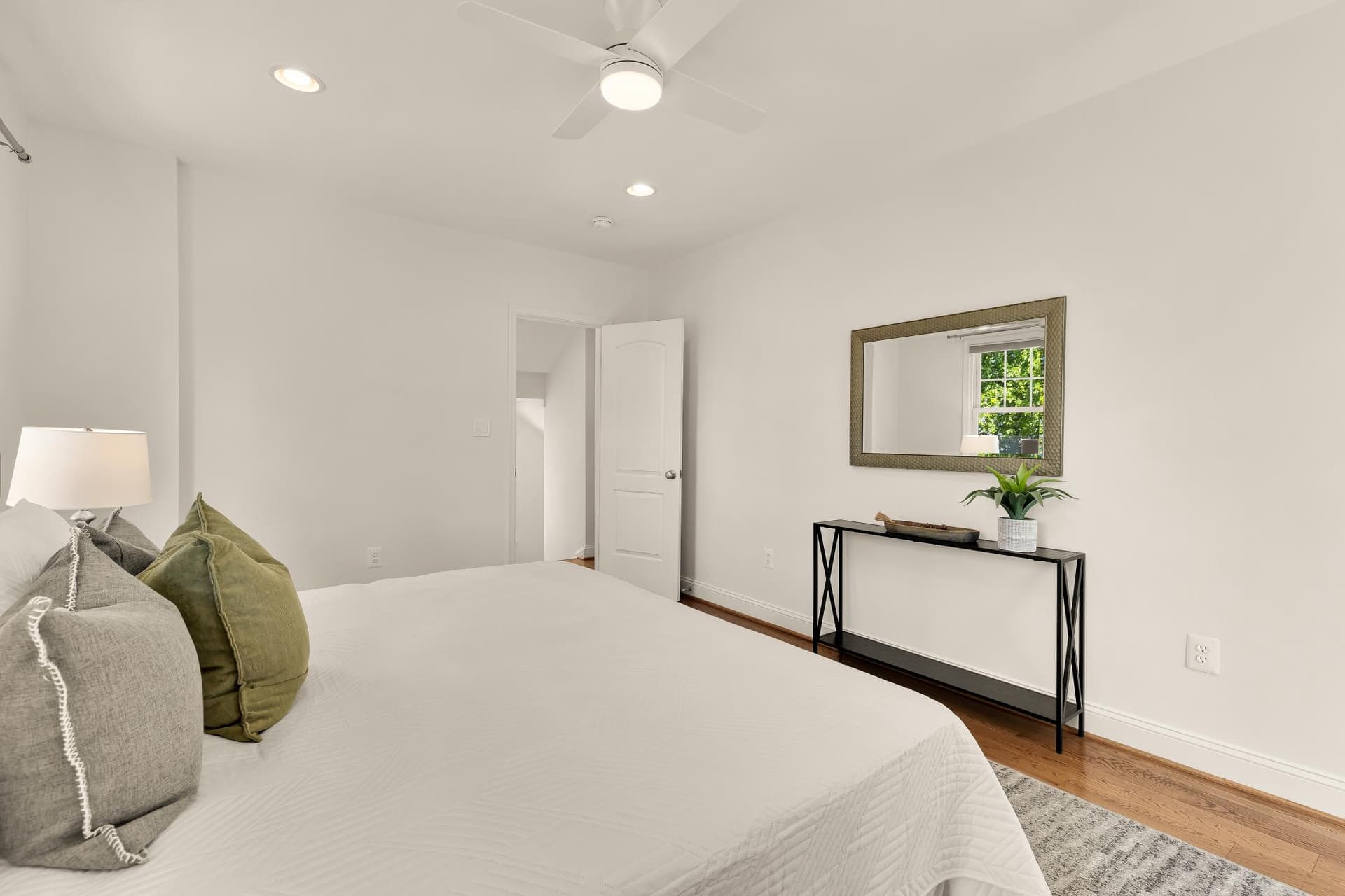 1219 Floral Street NW photo 28