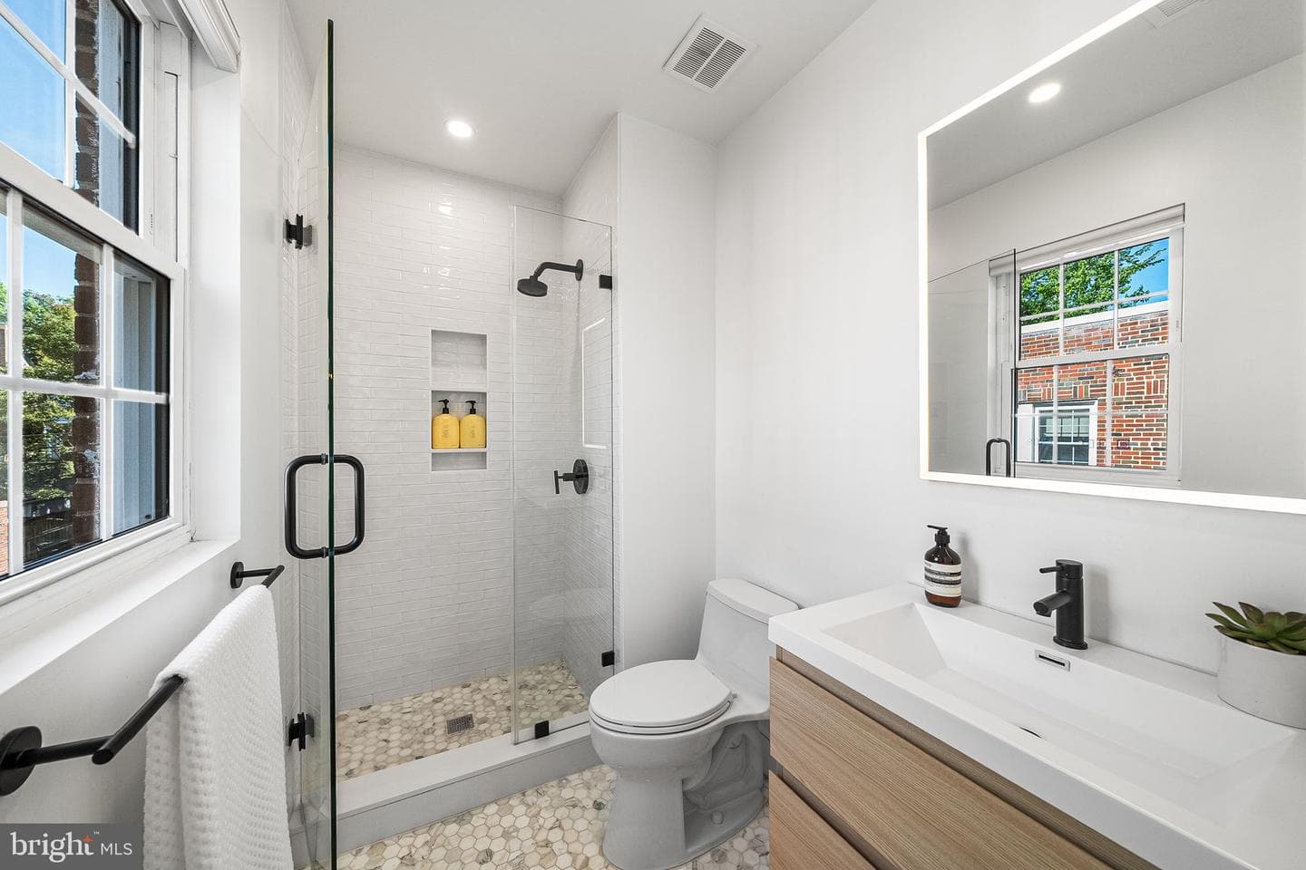 3624 Warren Street NW photo 30