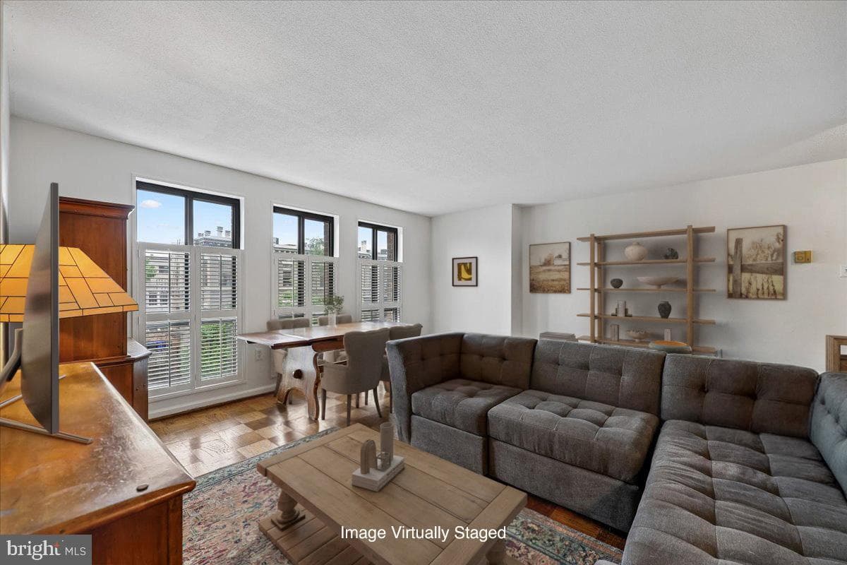 1280 21st Street NW #406 photo 3