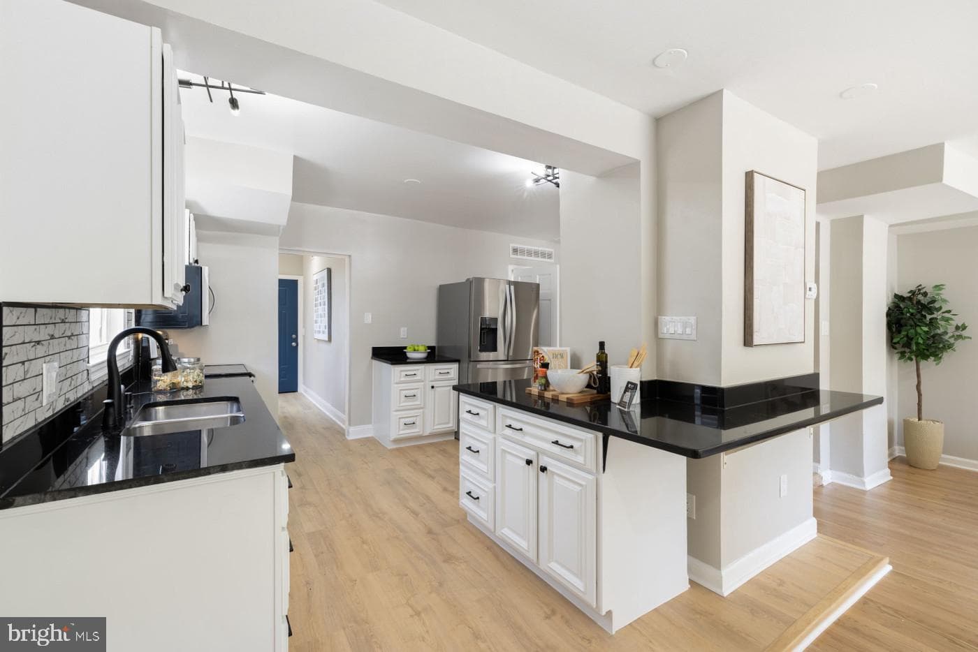 4037 22nd Street NE photo 13