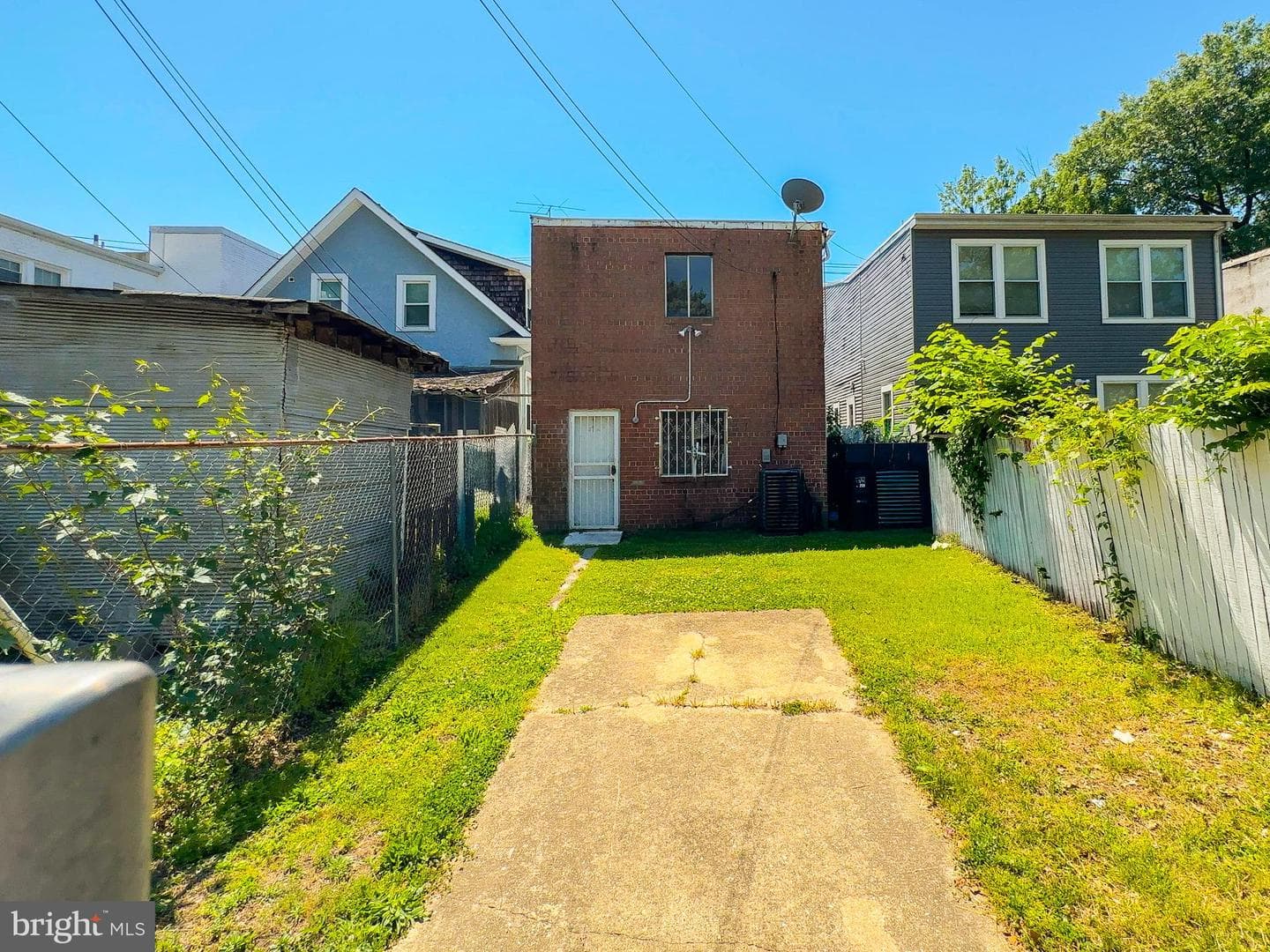 712 Alabama Avenue SE photo 34