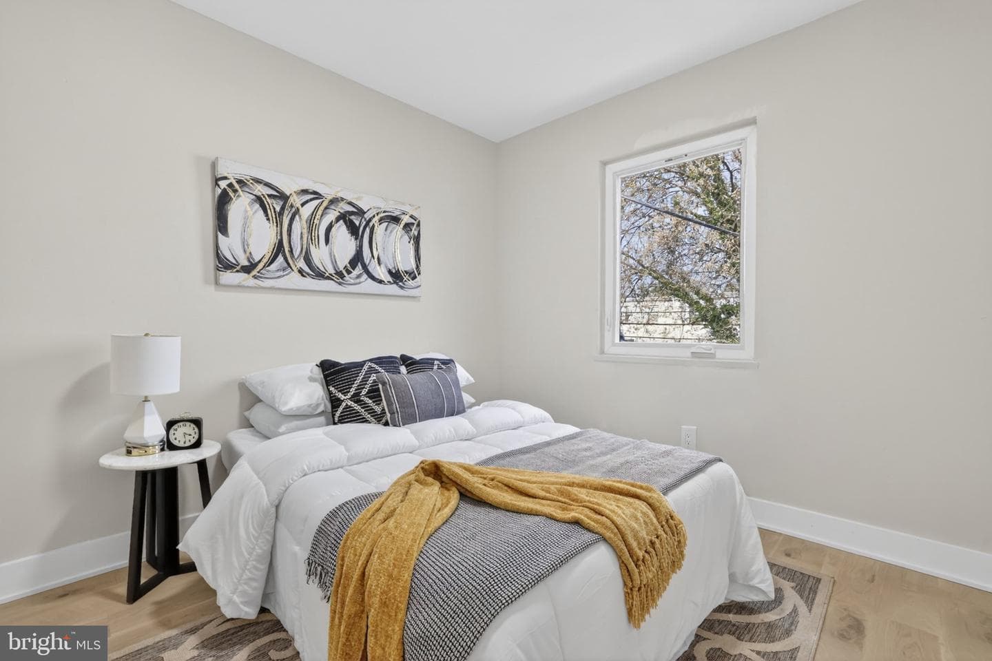 311 35th Street NE photo 17