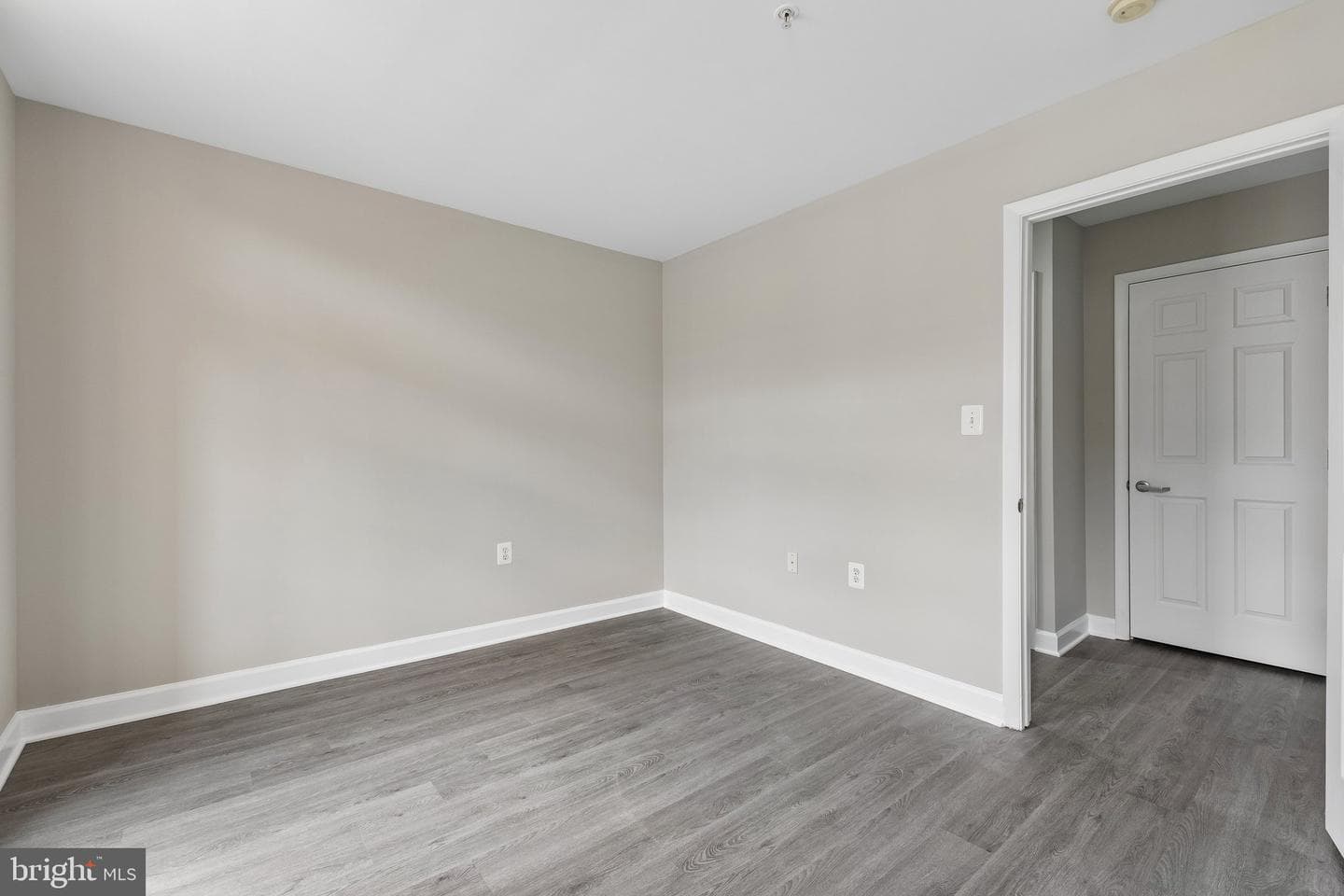 1308 Clifton Street NW #507 photo 15