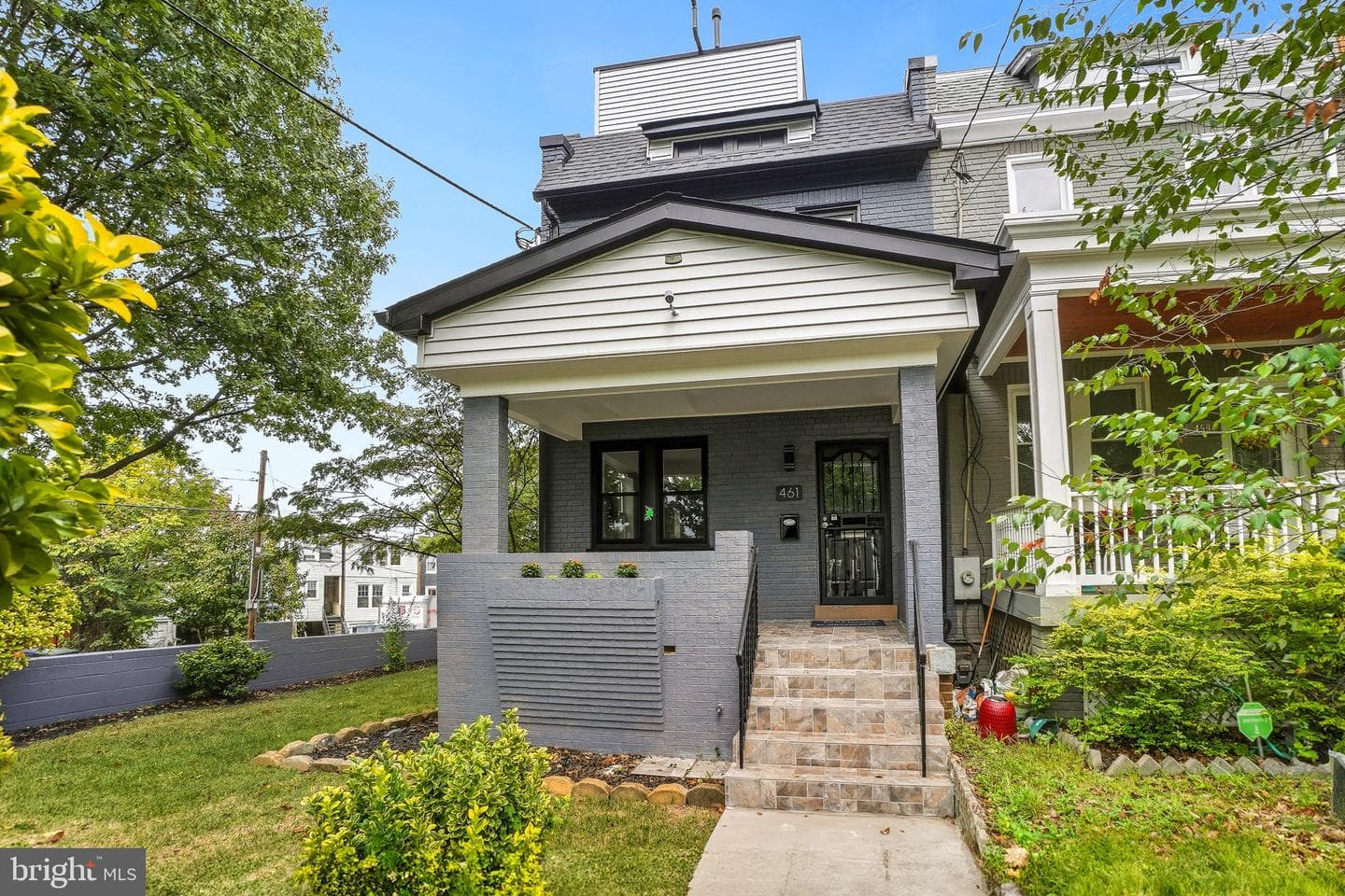 461 Delafield Place NW photo 4