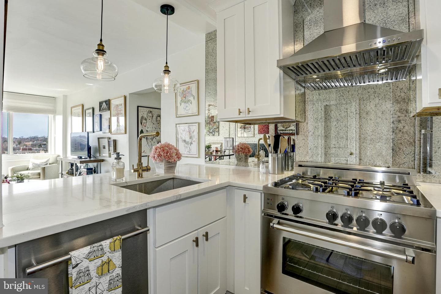 1330 New Hampshire Avenue NW #916, Washington