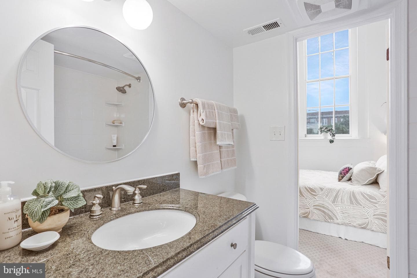 410 5th Street NE #13 photo 10