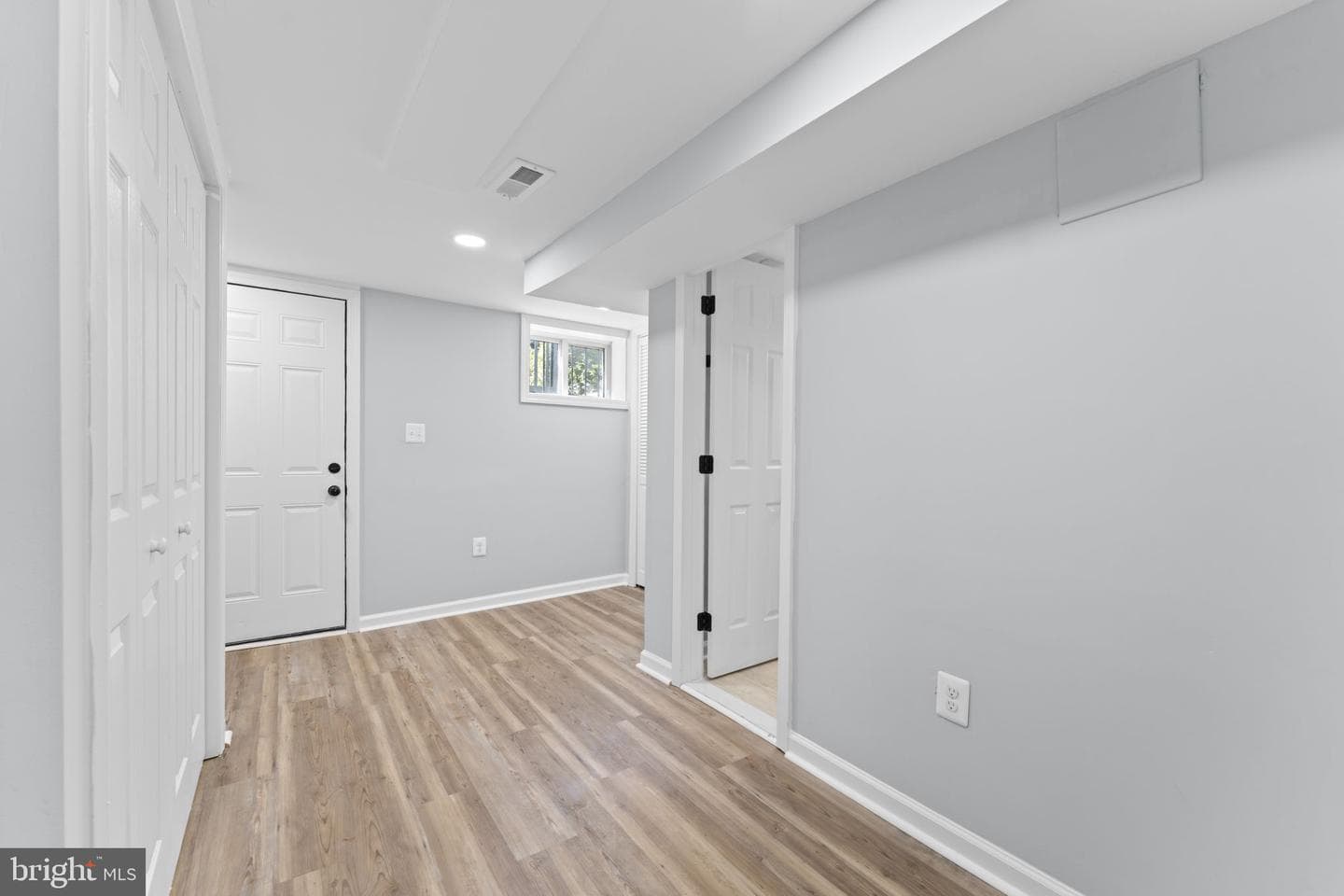 1447 Bangor Street SE photo 13