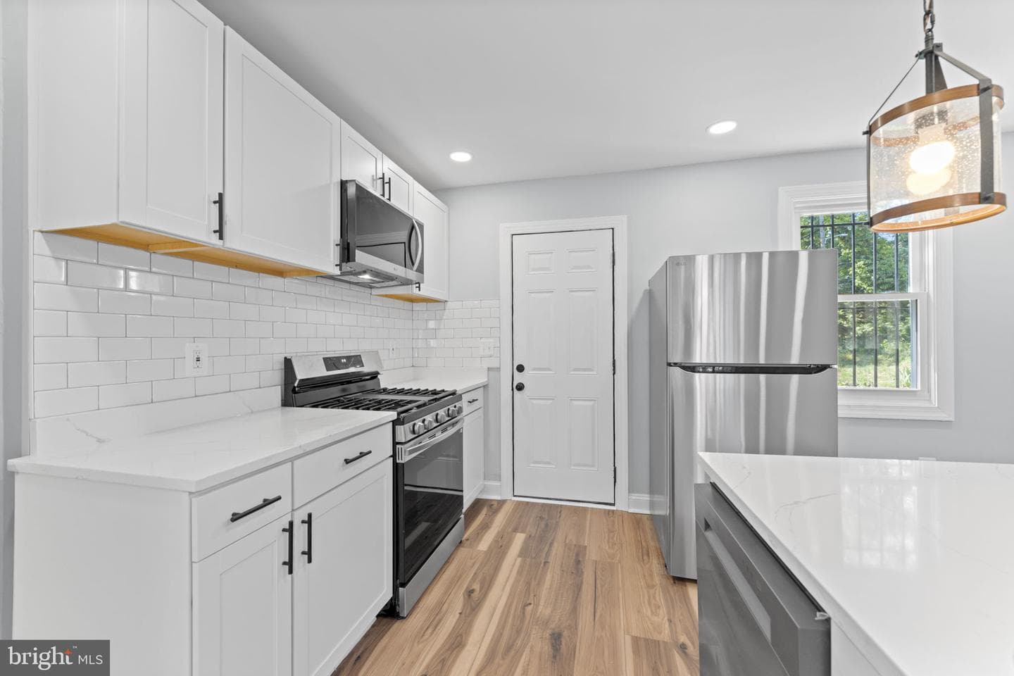 1447 Bangor Street SE photo 6