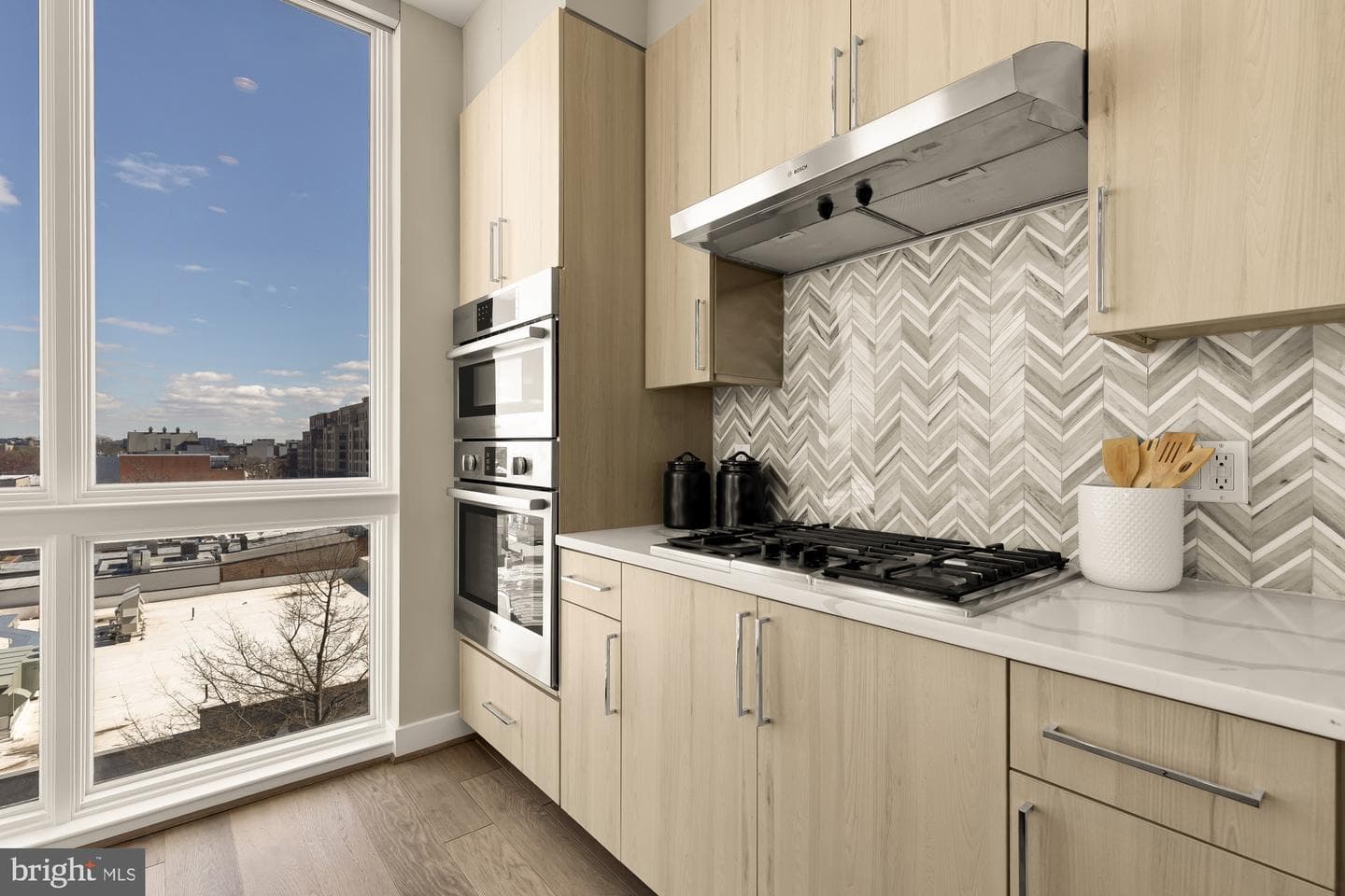 646 H Street NE #503 photo 6