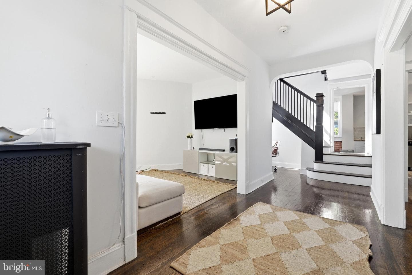 517 Taylor Street NW photo 7