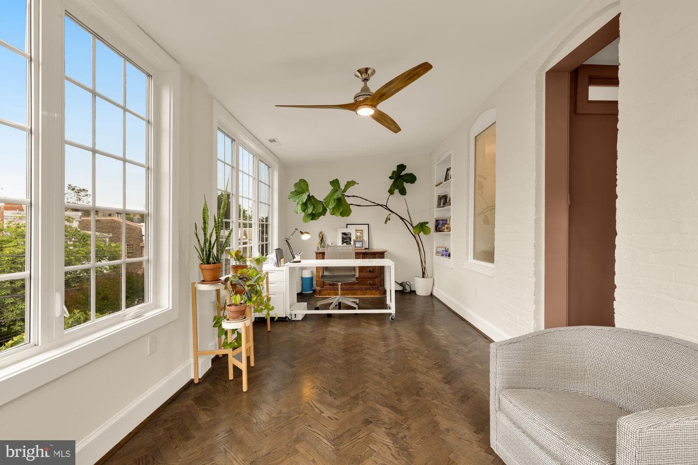 1626 Hobart Street NW photo 34