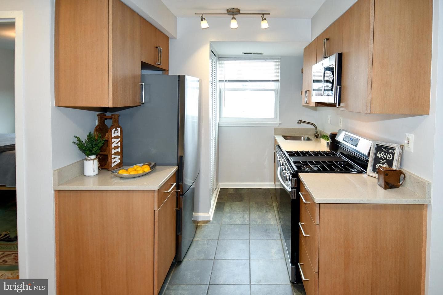1627 Massachusetts Avenue SE #302 photo 7