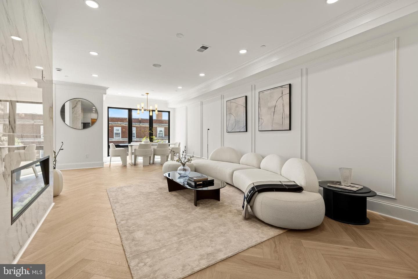 733 Euclid Street NW #303 photo 10
