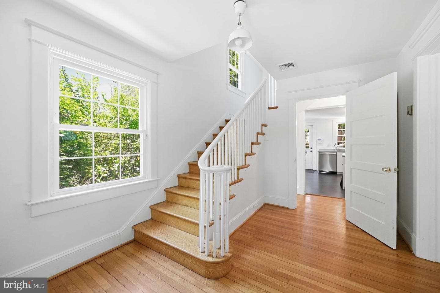 3723 Livingston Street NW photo 3