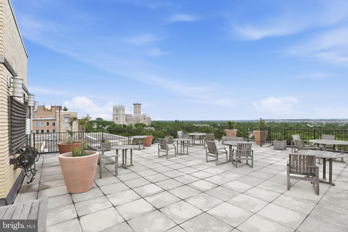 2720 Wisconsin Avenue NW #302 photo 16