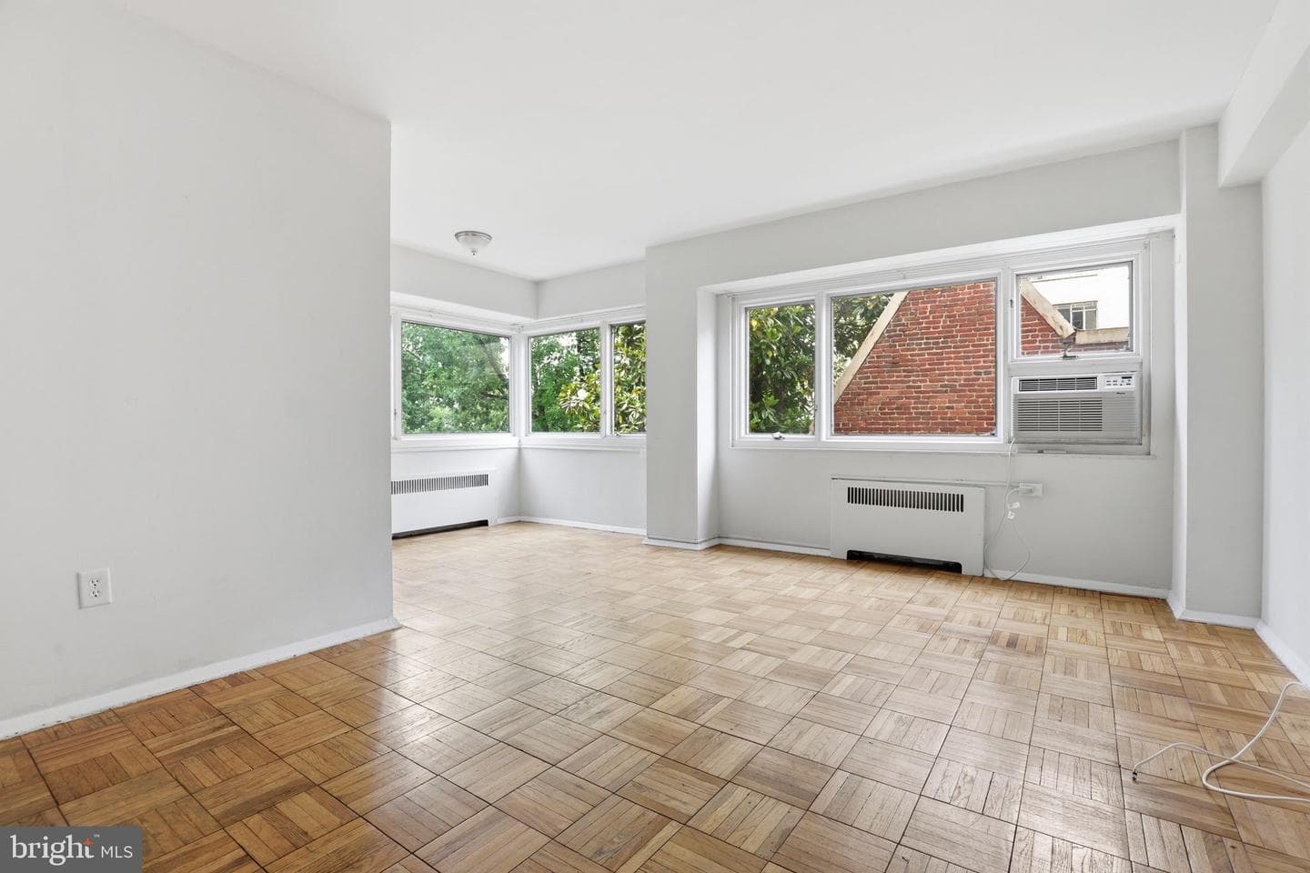 2720 Wisconsin Avenue NW #302 photo 5