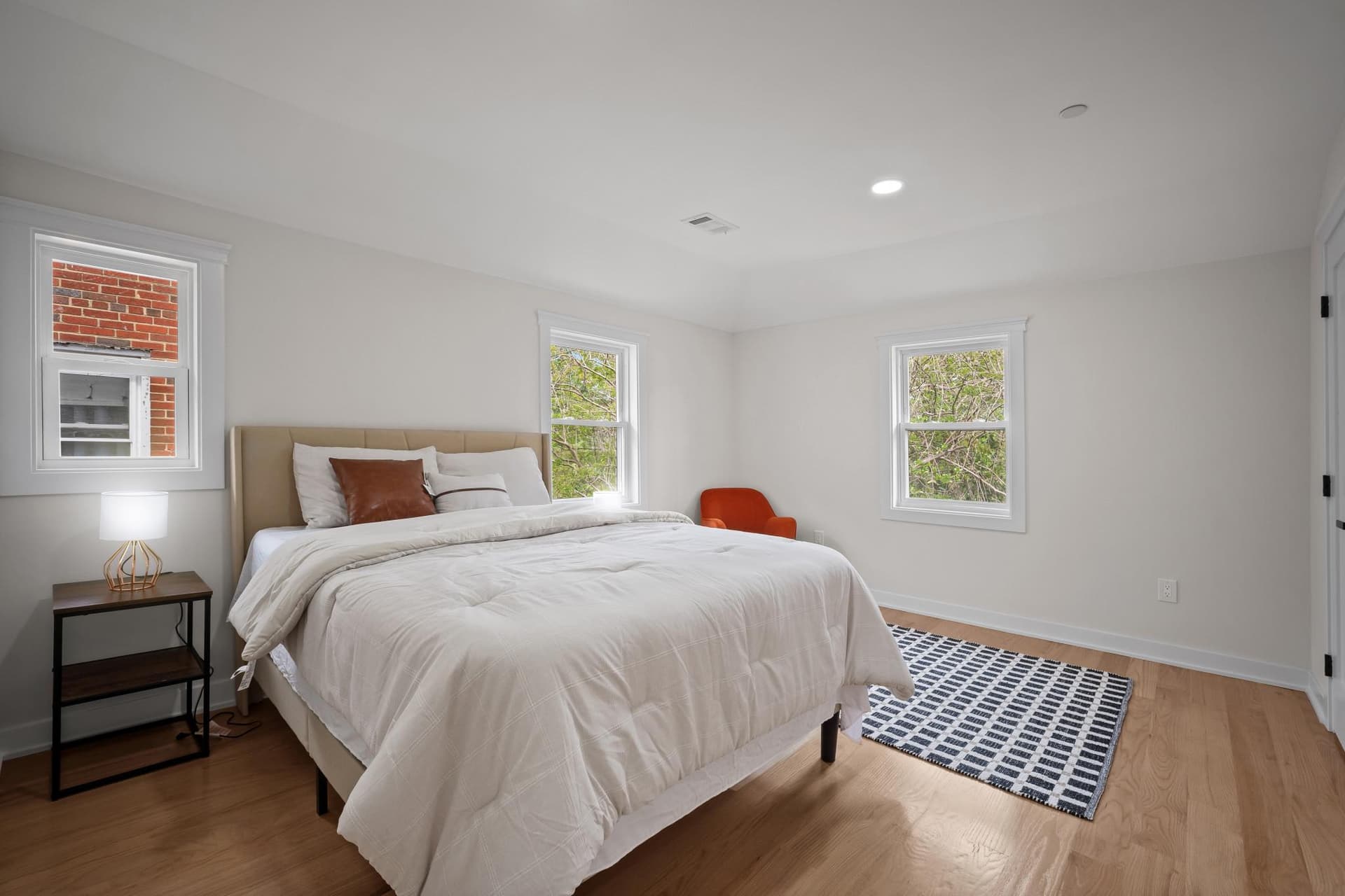 2831 Otis Street NE photo 43