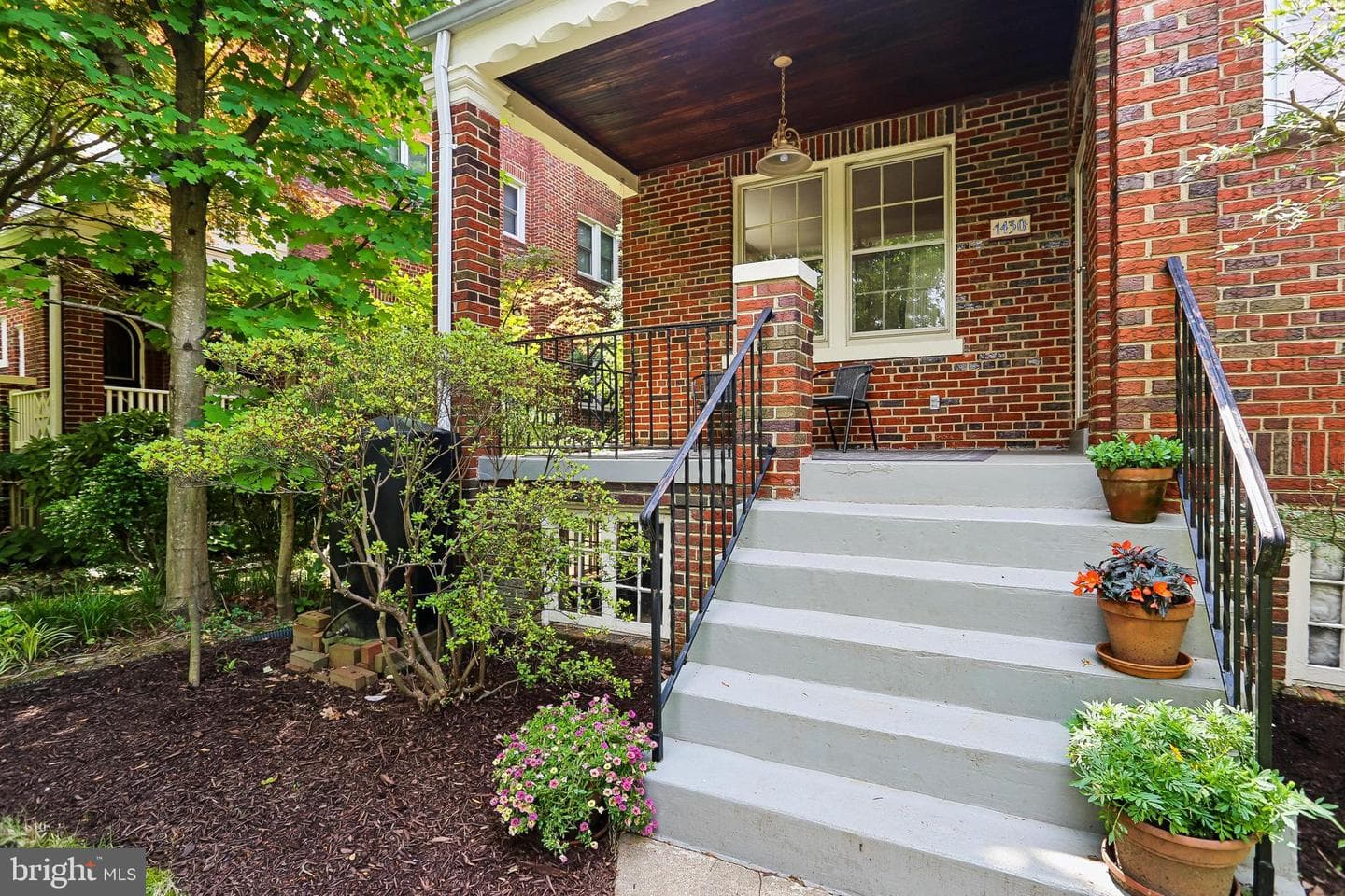 1430 Whittier Street NW photo 8