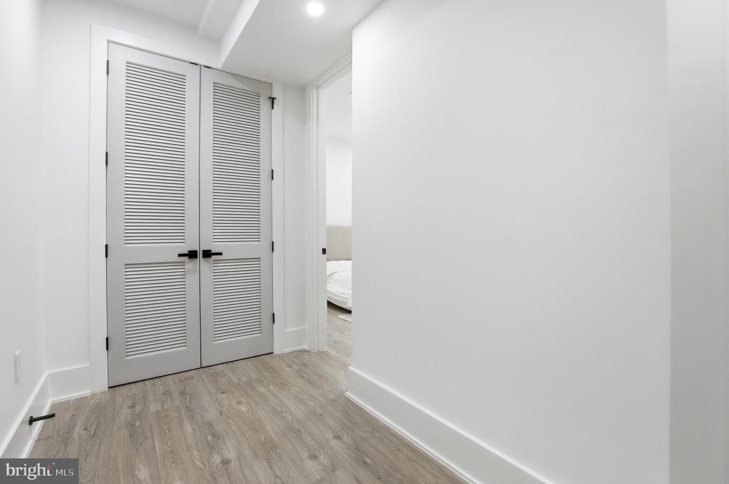 1140 Oates Street NE #101 photo 17