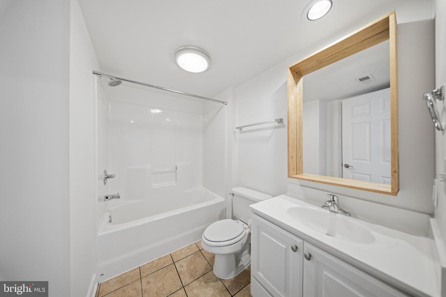 5414 1st Place NW #202 photo 9