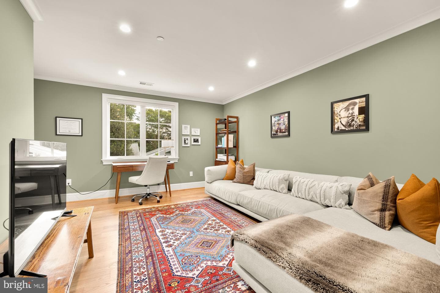5537 Hawthorne Place NW photo 81