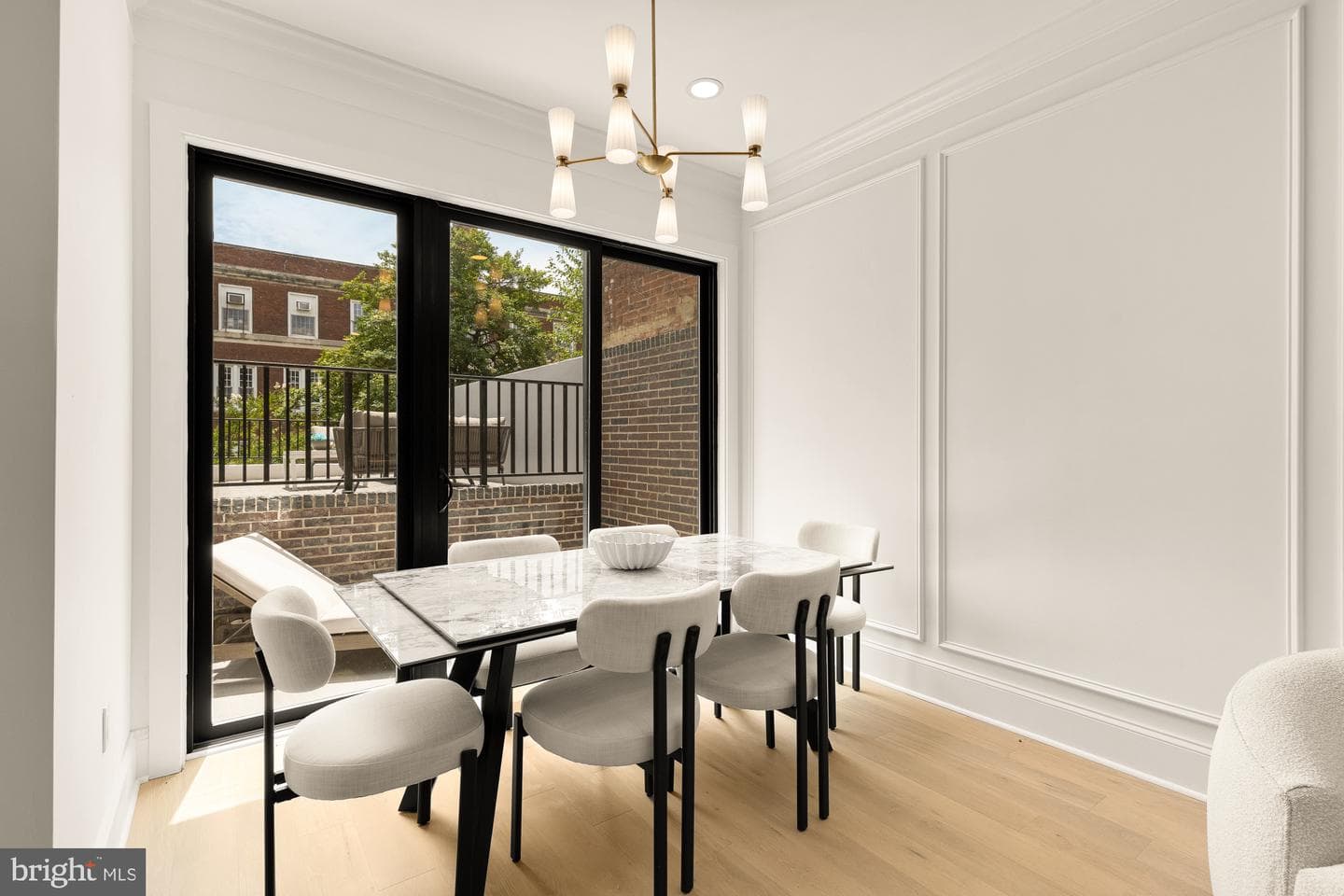 733 Euclid Street NW #104 photo 8