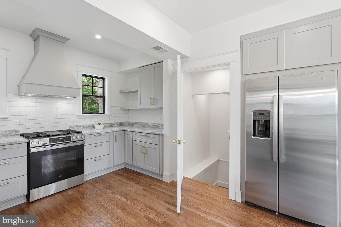 2605 33rd Street SE photo 9