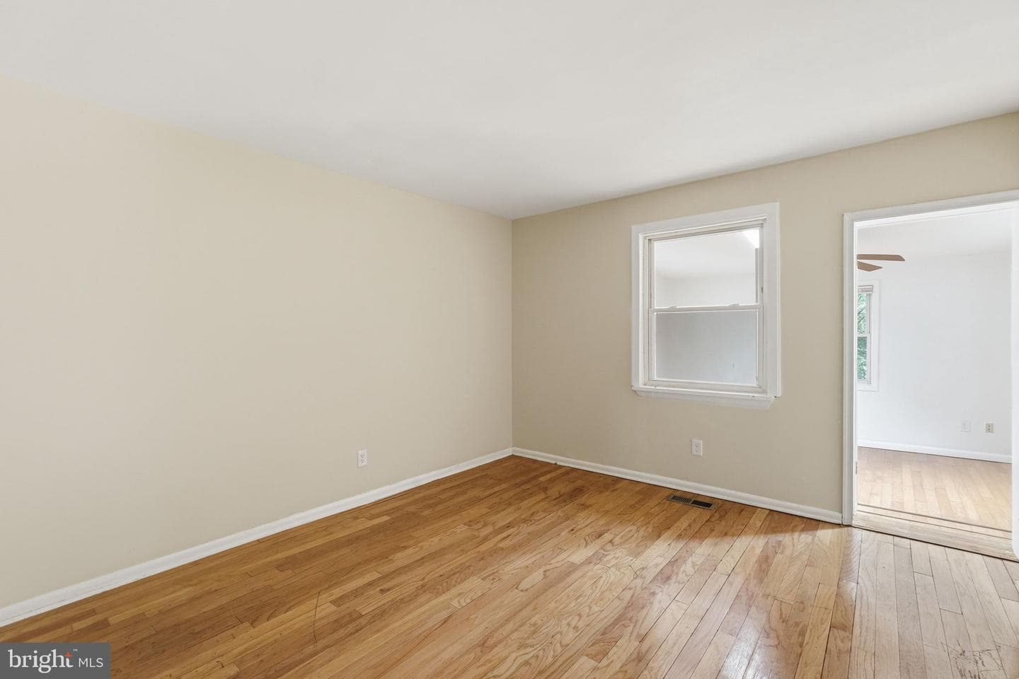 1235 16th Street NE photo 36