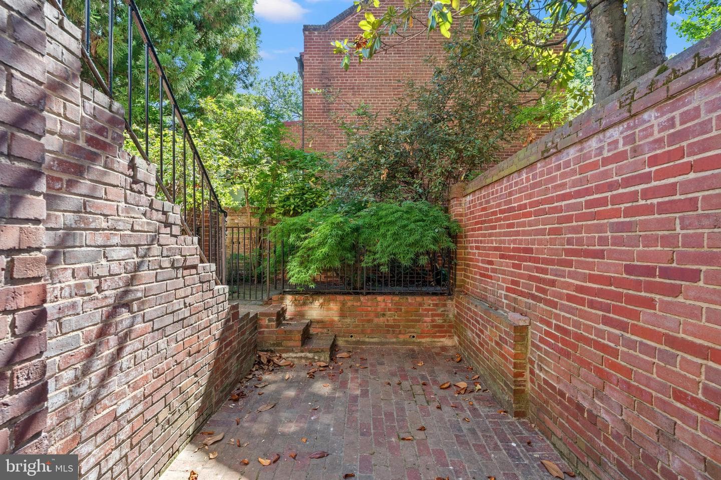 1333 27th Street NW photo 45