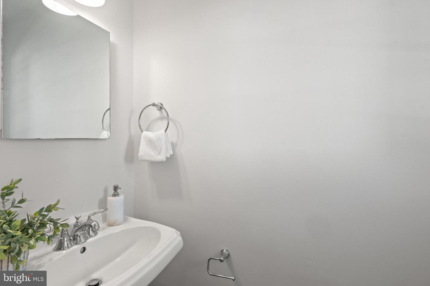 1333 27th Street NW photo 6