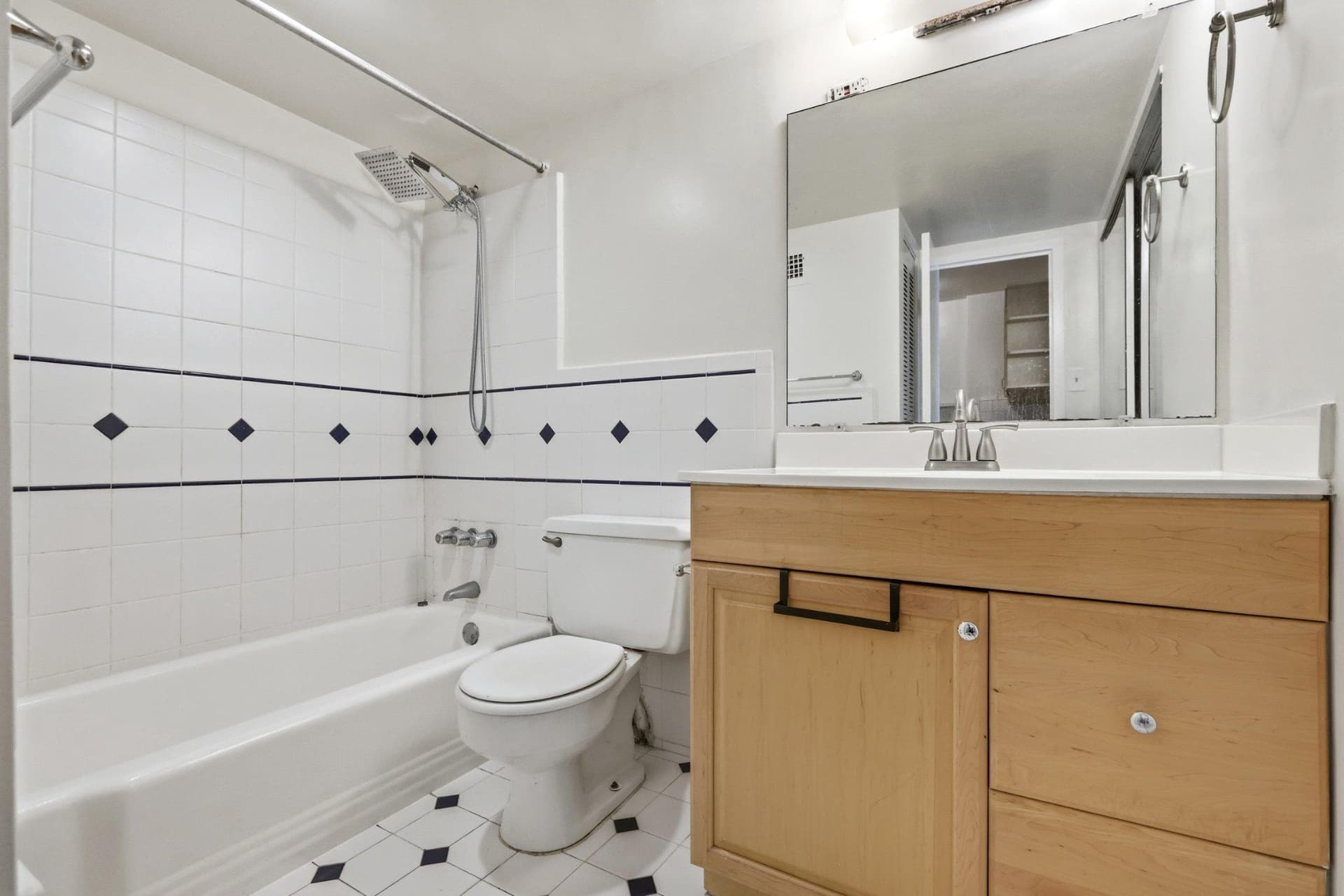 922 24th Street NW #418 photo 8