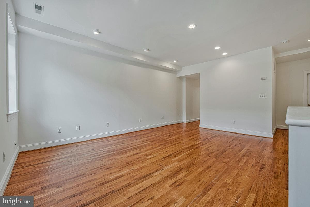 1233 4th Street NW photo 19