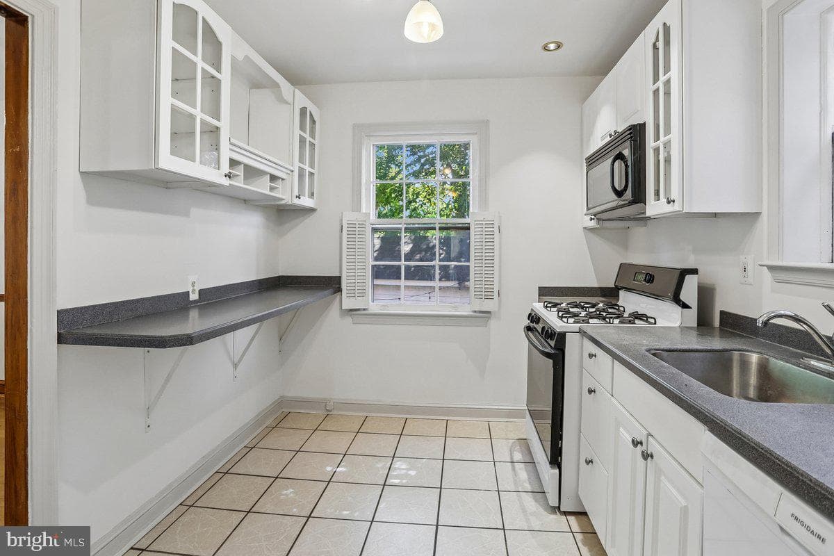 6105 5th Street NW photo 16