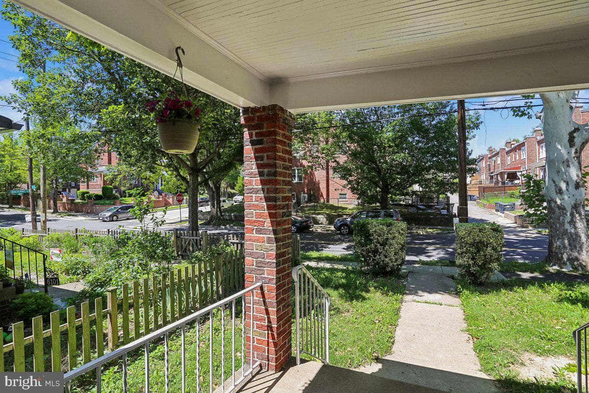 6105 5th Street NW photo 3