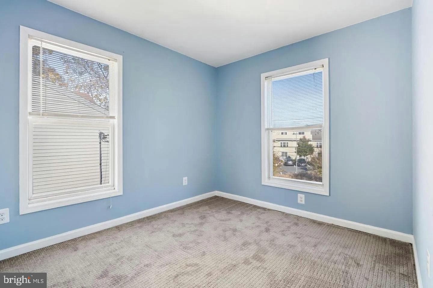 2396 Elvans Road SE photo 30