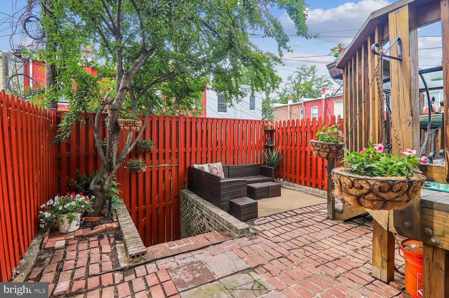 911 L Street NE photo 44