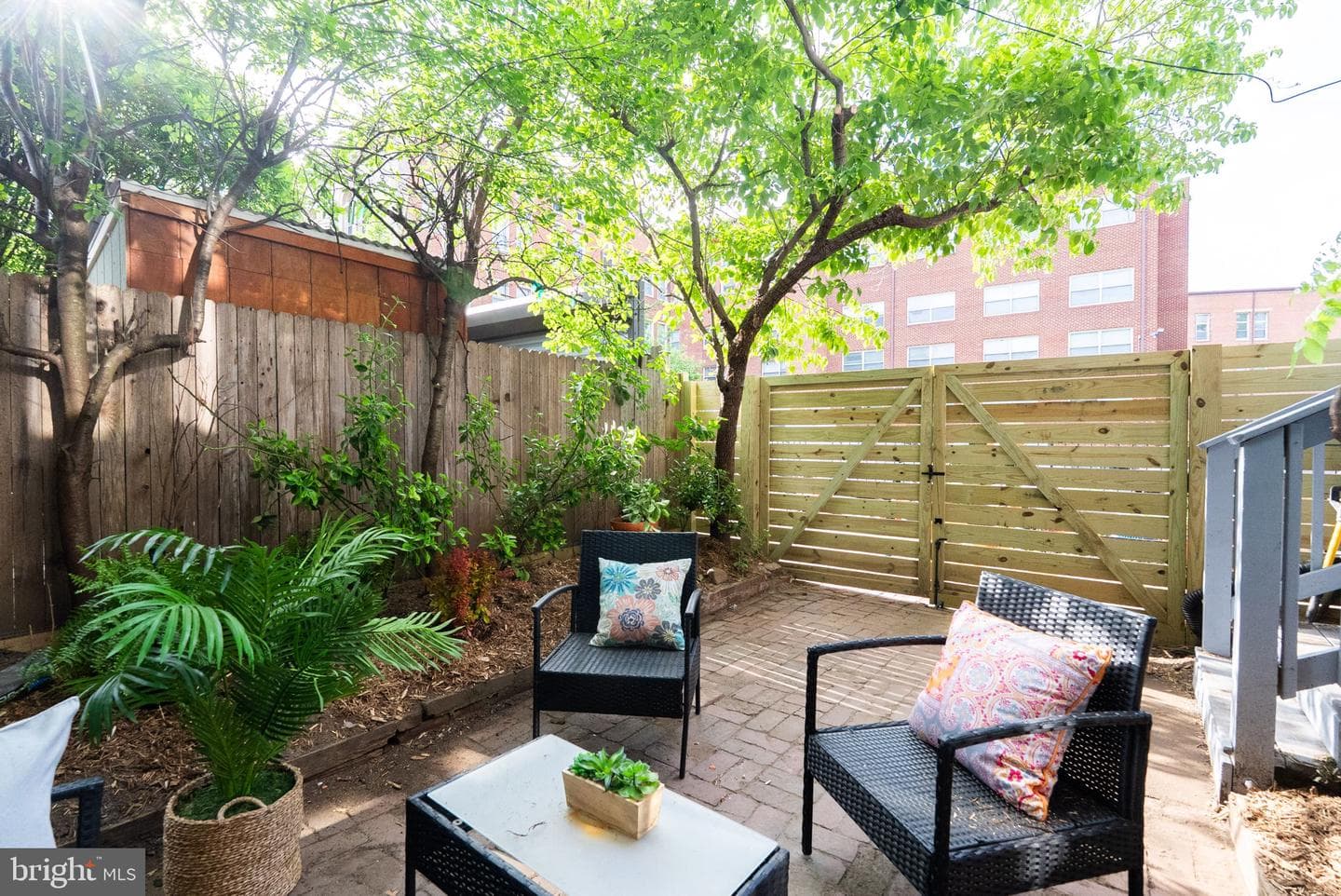 1610 Marion Street NW photo 32