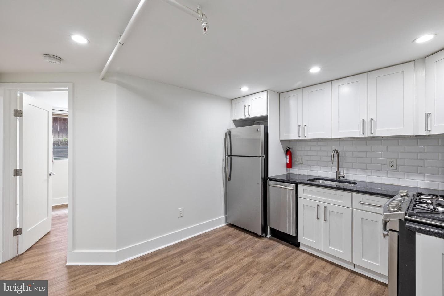 1514 Newton Street NW #b2 photo 5